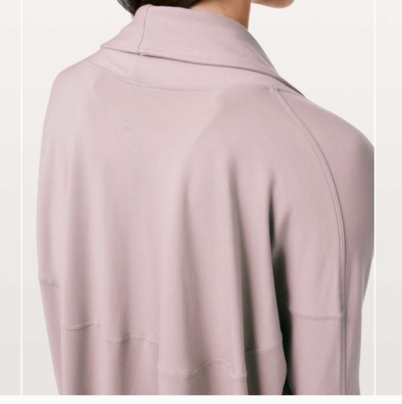 Lululemon Back In Action Wrap Cardigan Smoky Blush Oversized Size 4 - Picture 3 of 11